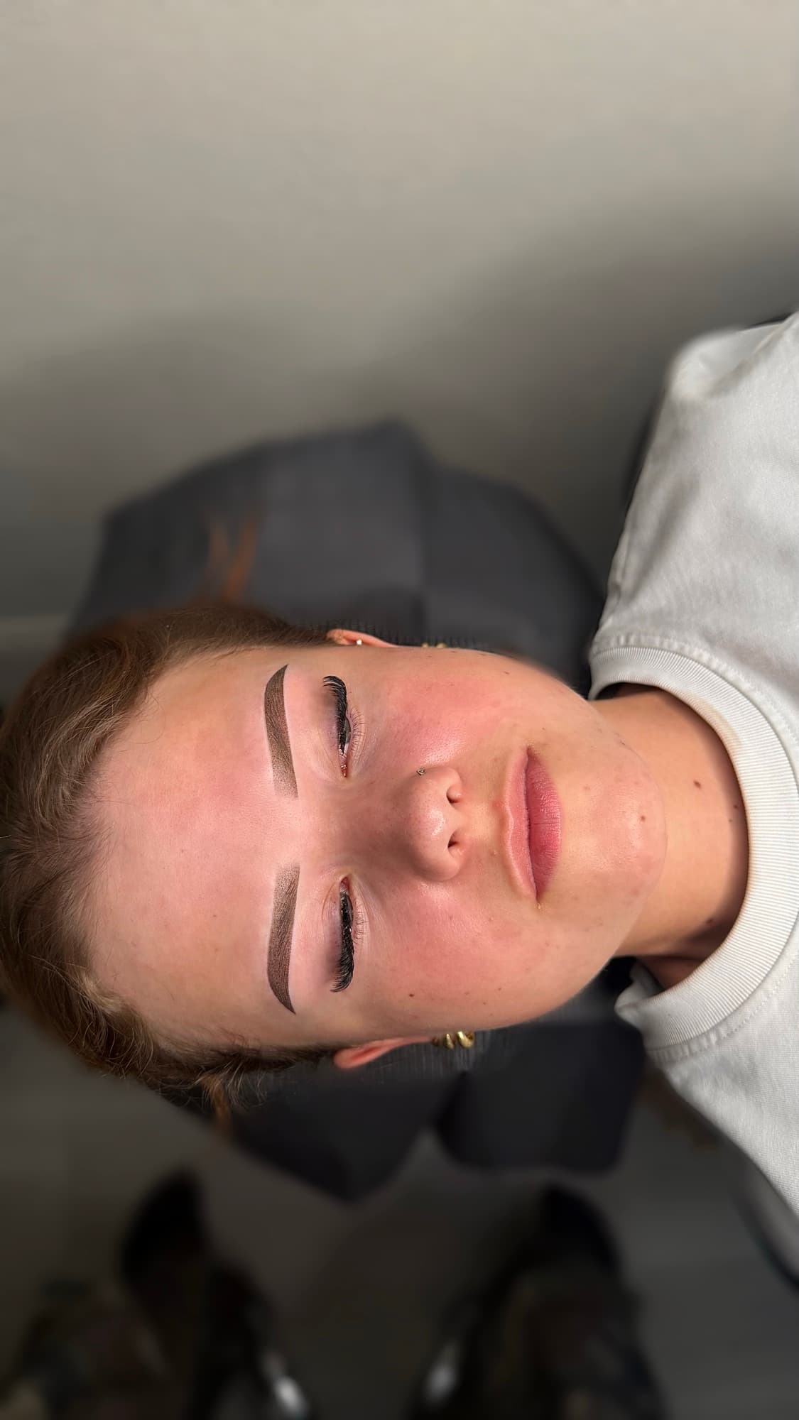 Resultaat van een wenkbrauwbehandeling.